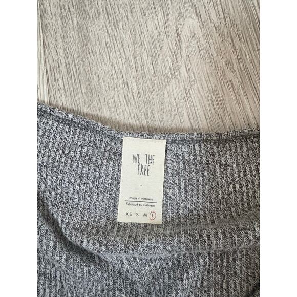 Free People Long Weekend Knit V Neck Tee Size Large Grey Smocked - Picture 7 of 7